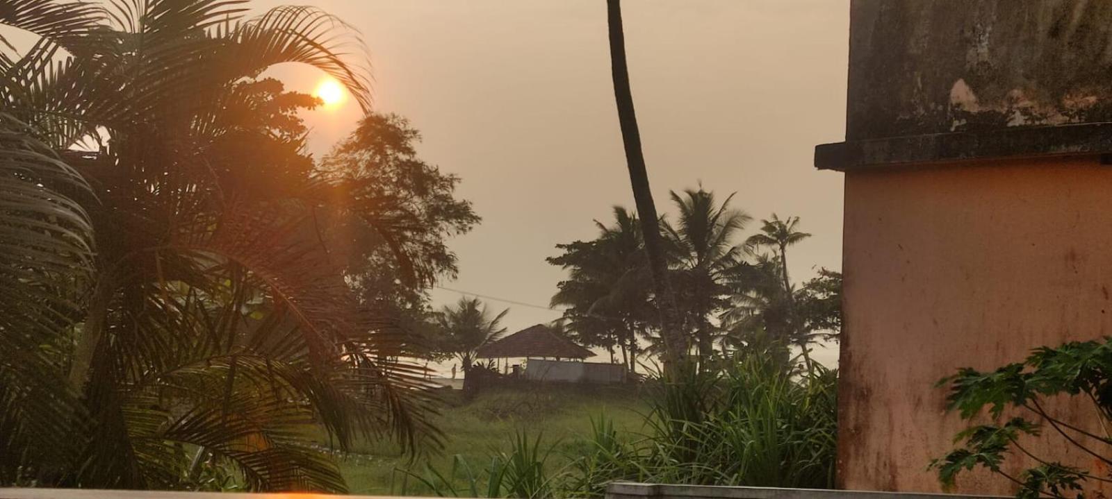 Sandra Eco Varkala Exterior photo